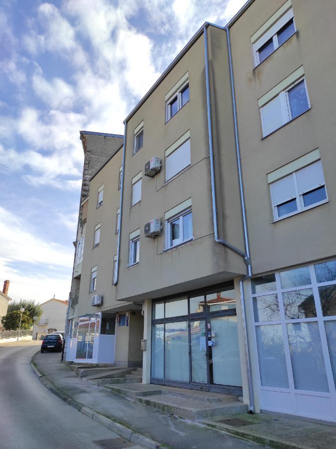 Apartment Dorrea 普拉 外观 照片