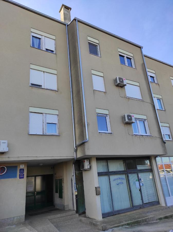 Apartment Dorrea 普拉 外观 照片